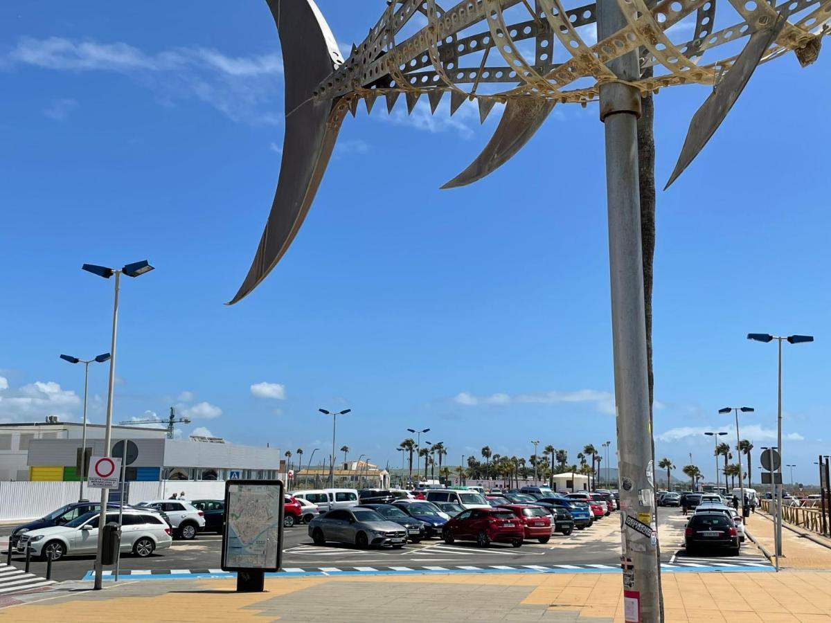 Apartamento Conil Centro Y Playa, Descanso Perfecto, Con Aire Acondicionado Y Wifi كونيل ذي لا فرونتيرا المظهر الخارجي الصورة